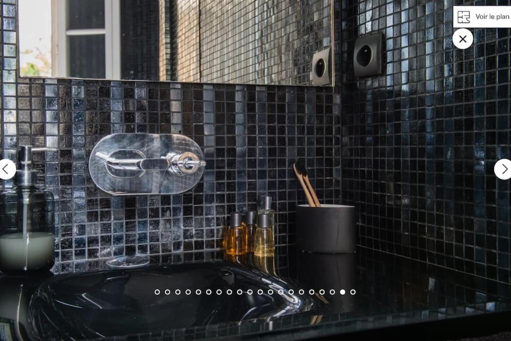 Luxury Place Des Vosges Apartment Paris